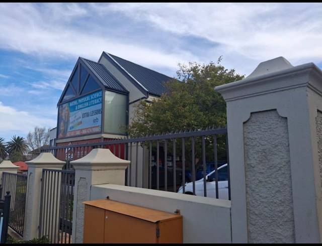 BUSINESS PROPERTY TO RENT IN STUART'S HILL